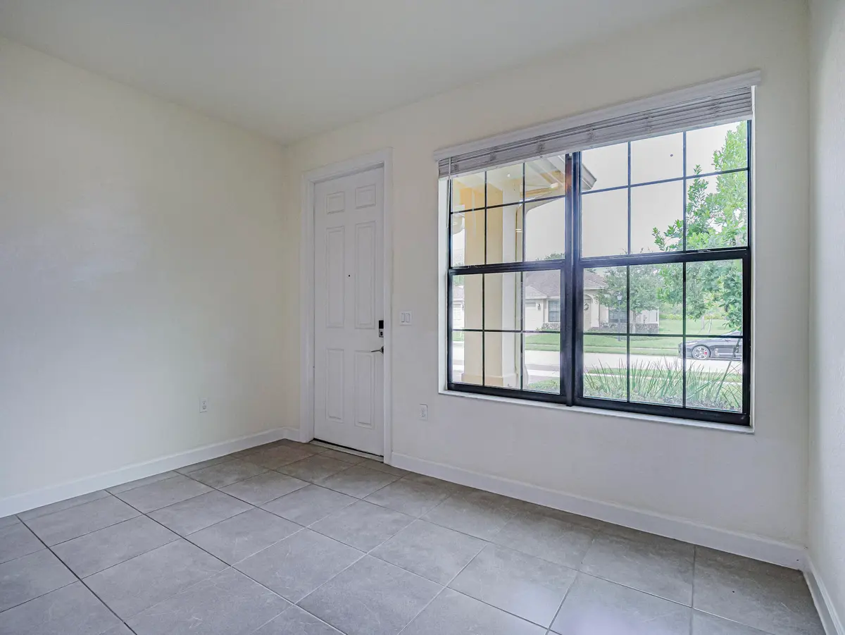 10092 W VILLA Circle, Vero Beach, FL – photo 4