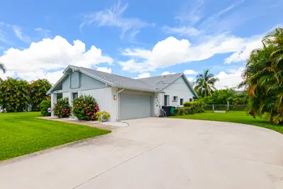 1872 SE ELROSE Street, Port St. Lucie – sold