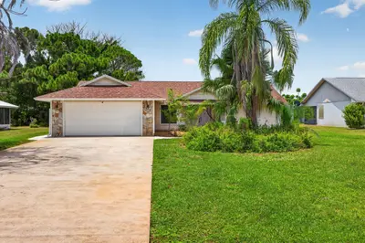 5803 DEER RUN Drive, Fort Pierce – sold