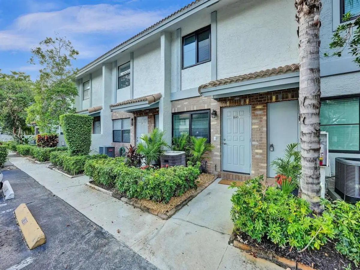 Riverside Front at 9845 RIVERSIDE Drive 8-28, Coral Springs
