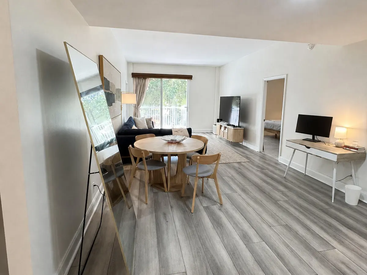Dining Area at 1801 S FLAGLER Drive 104, West Palm Beach