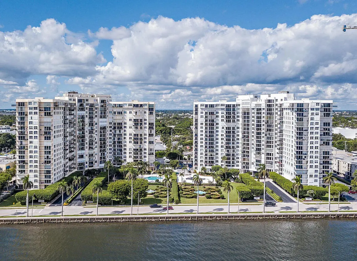 AMENITY_building-exterior-MLS at 1801 S FLAGLER Drive 104, West Palm Beach