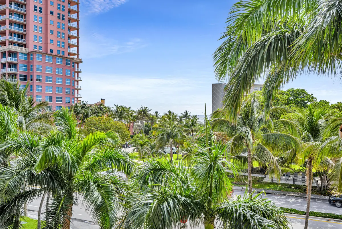2011 N OCEAN BLVD #405N-17 at 2011 N Ocean Boulevard 405, Fort Lauderdale