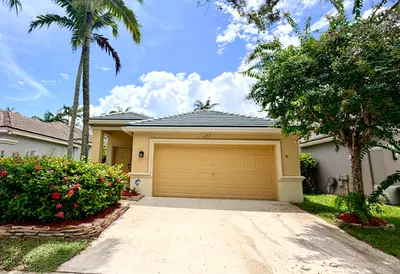 673 CONSERVATION Drive, Weston – Single Family Residence for rent