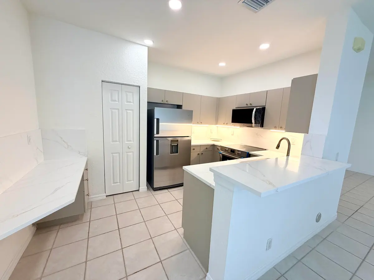 673 CONSERVATION Drive, Weston, FL – photo 5