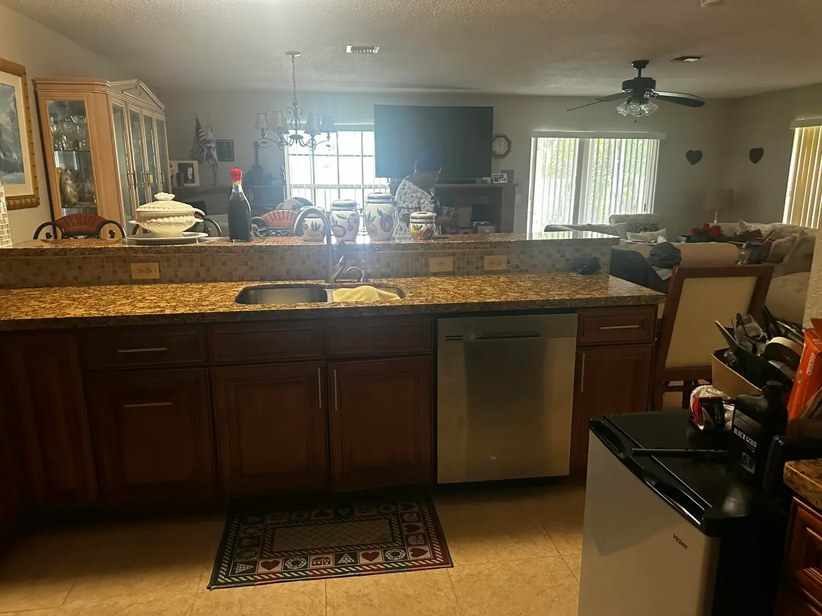 IMG_6160 2 at 4140 Pine Hollow Circle, Greenacres