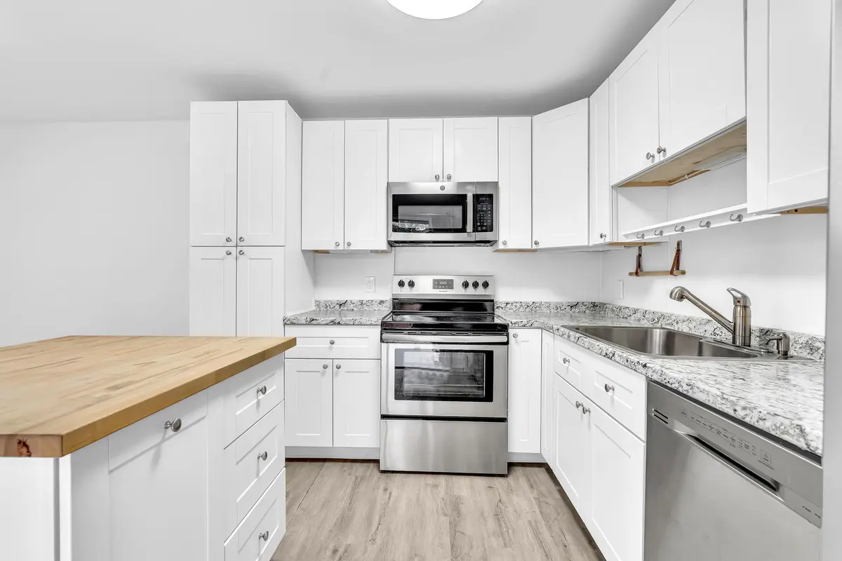 Kitchen at 3319 SPANISH WELLS Drive 51-C, Delray Beach