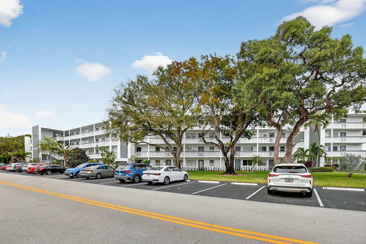1-web-or-mls-DSC_9624 at 2070 NEWPORT Q Drive, Deerfield Beach