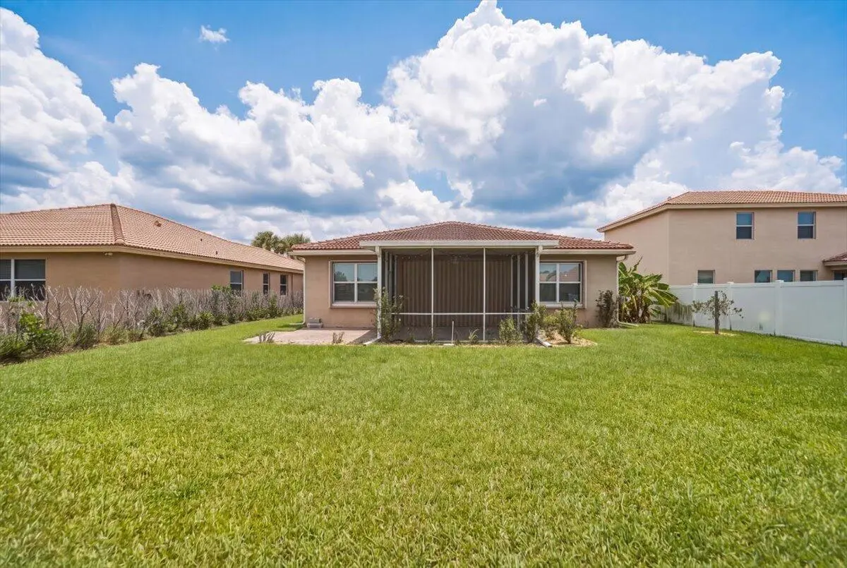 07-photo_reedit_2b9e7b4c at 4111 Worlington Terrace, Fort Pierce