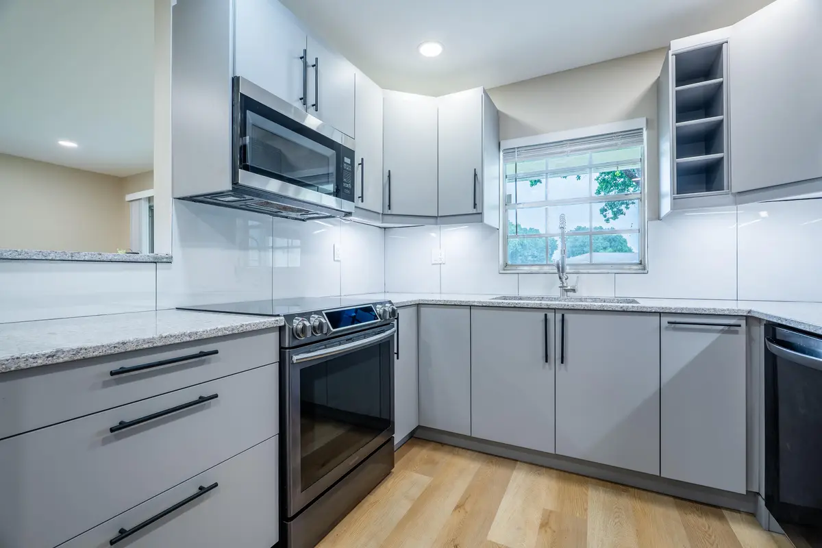 kithcen at 14339 Canalview Drive D, Delray Beach