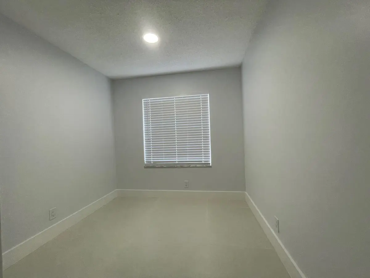 1630-0041 at 1630 ZENITH Way 1630, Weston
