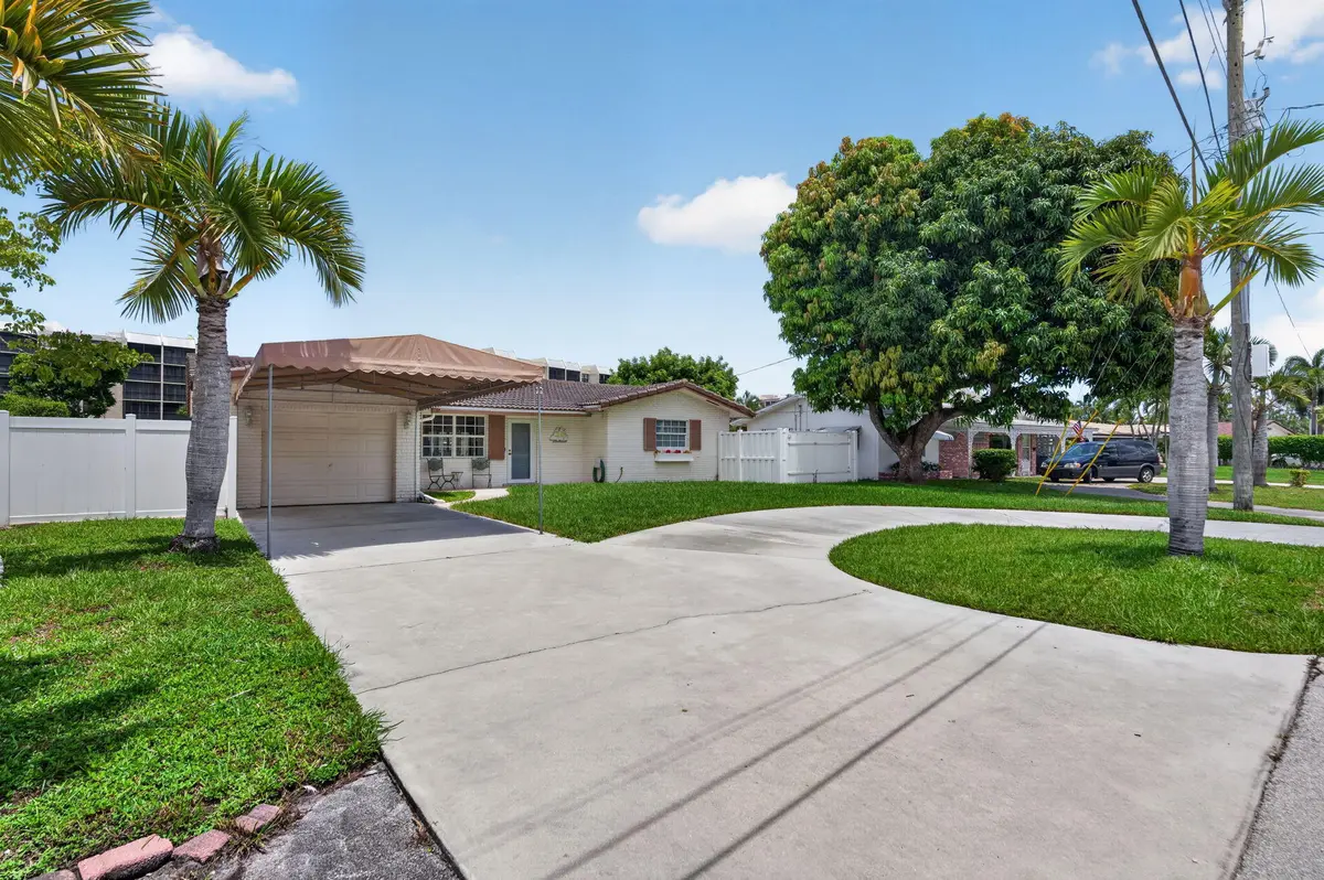 2-web-or-mls-DSC03538 at 535 NE 8th Avenue, Deerfield Beach
