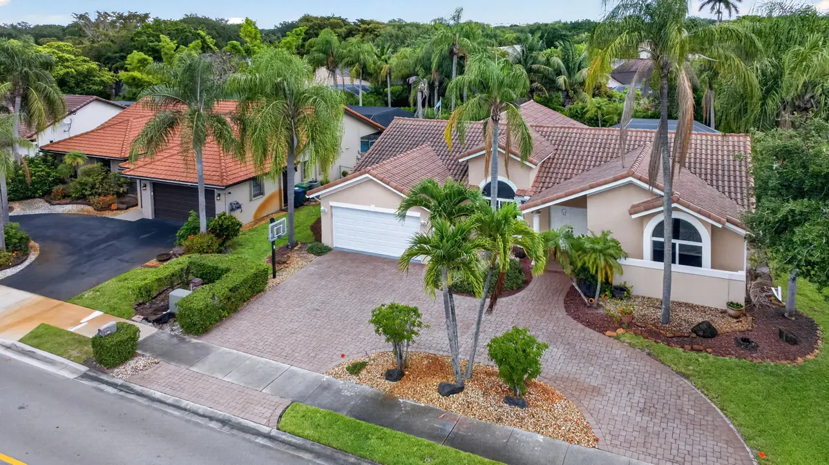 Ariel View at 5333 N Springs Way, Coral Springs