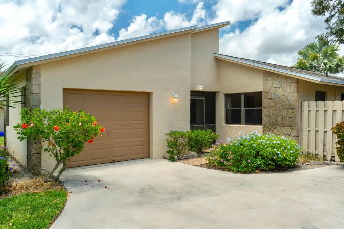 A7C00925-HDR-3 (1) at 3155 NW 9th Street, Delray Beach