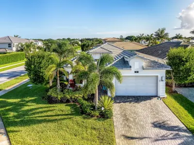 7887 Waterford Isles Lane, Delray Beach – Single Family Residence for sale