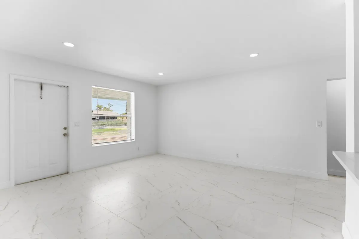 06_beyc6a6a8fa5510f7 at 1410 NW 1st Court, Boynton Beach