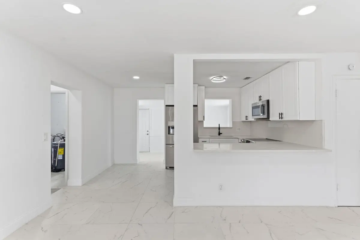 07_beyc6a6a8fabdd730 at 1410 NW 1st Court, Boynton Beach