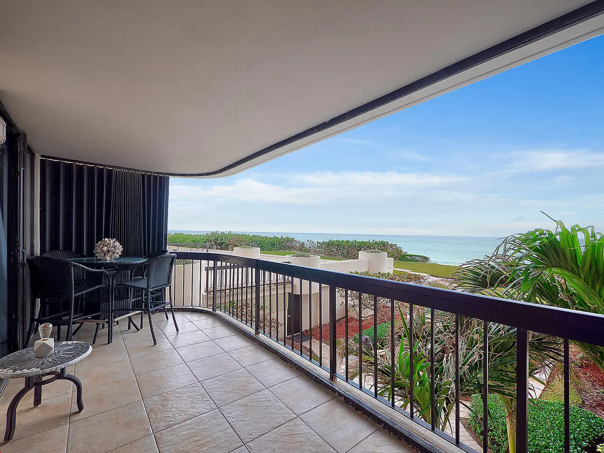 5380 N Ocean Drive at 5380 N Ocean Drive 2e, Riviera Beach