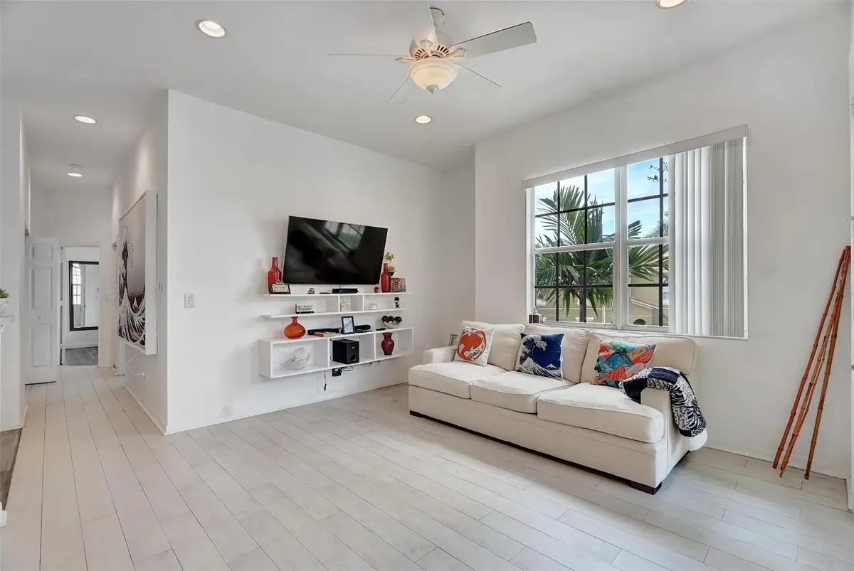 Photo 8 at 4941 BONSAI Circle 209, Palm Beach Gardens