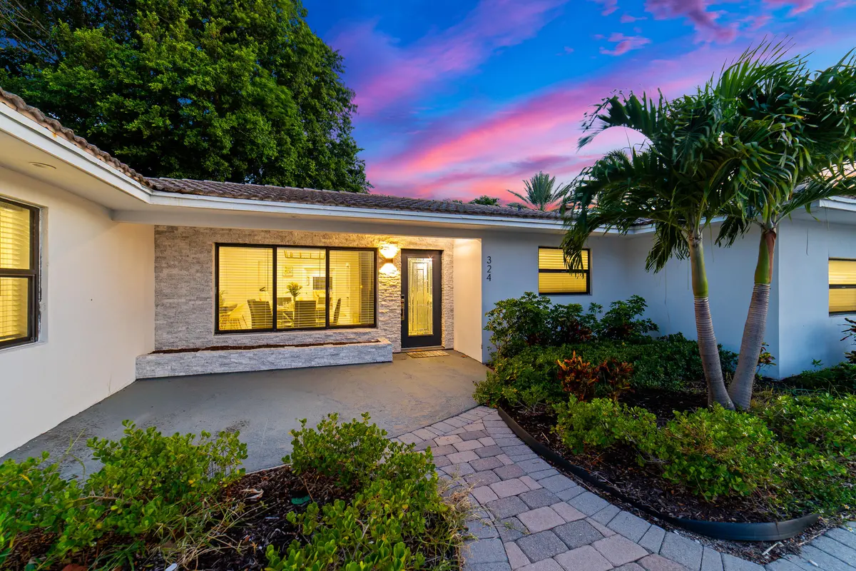 DSC05057 at 324 Bamboo Road, Palm Beach Shores