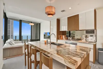 2831 S Bayshore Drive 2204, Miami – Condominium for sale, price reduced