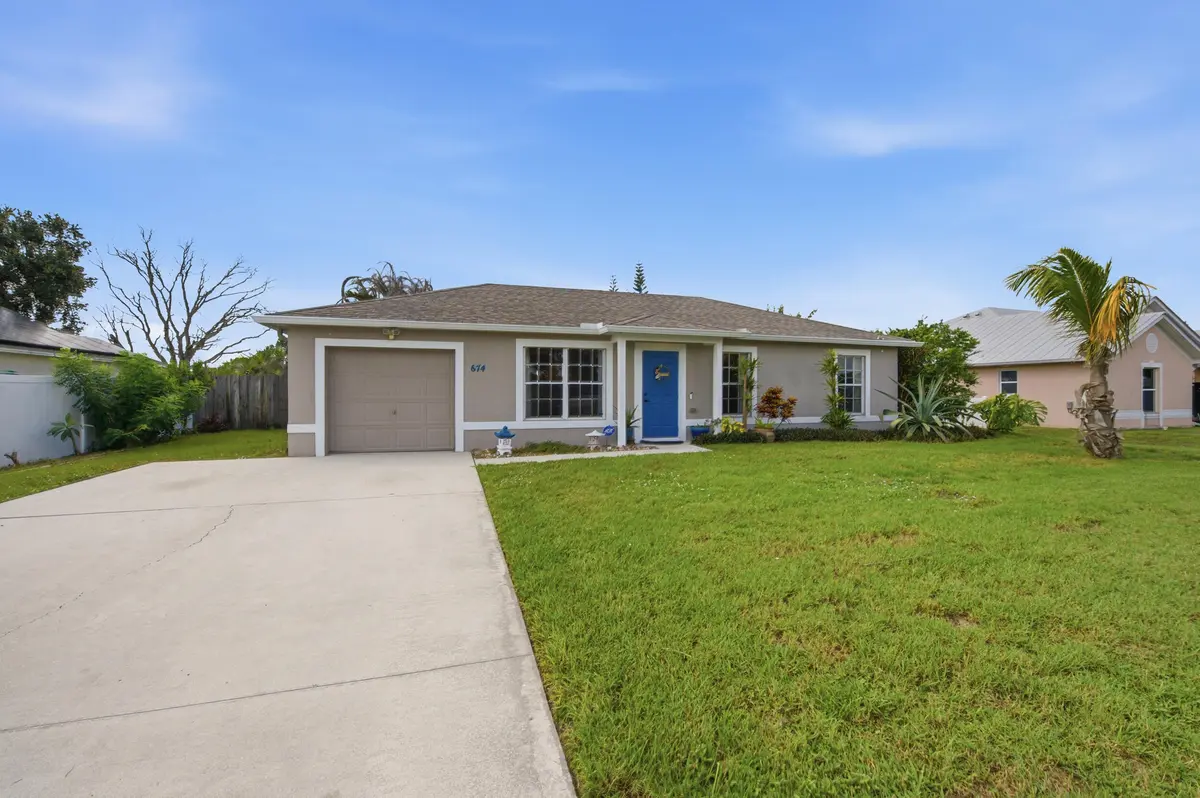 3__dsc0932 at 674 SW LAKEHURST Drive, Port St. Lucie