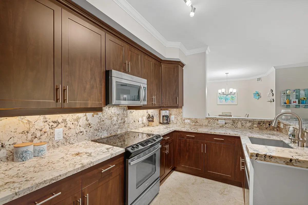007-3606SouthOceanBoulevard-105-Highland at 3606 S OCEAN Boulevard 105, Highland Beach