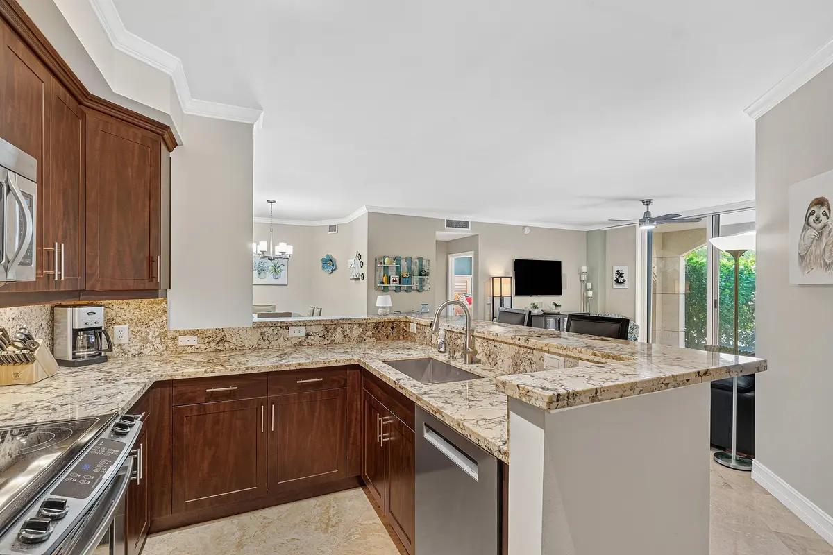 008-3606SouthOceanBoulevard-105-Highland at 3606 S OCEAN Boulevard 105, Highland Beach