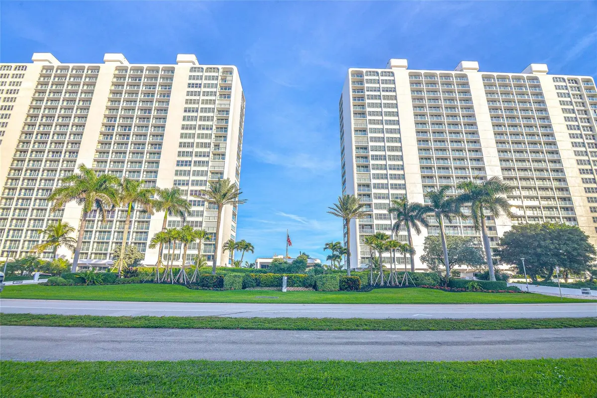 Front of Structure at 2800 S OCEAN Boulevard 15L, Boca Raton