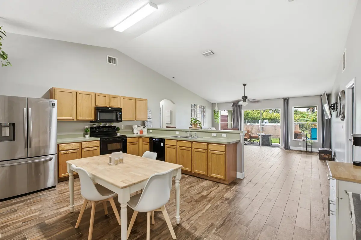 Kitchen at 558 SW SOUTH QUICK Circle, Port St. Lucie