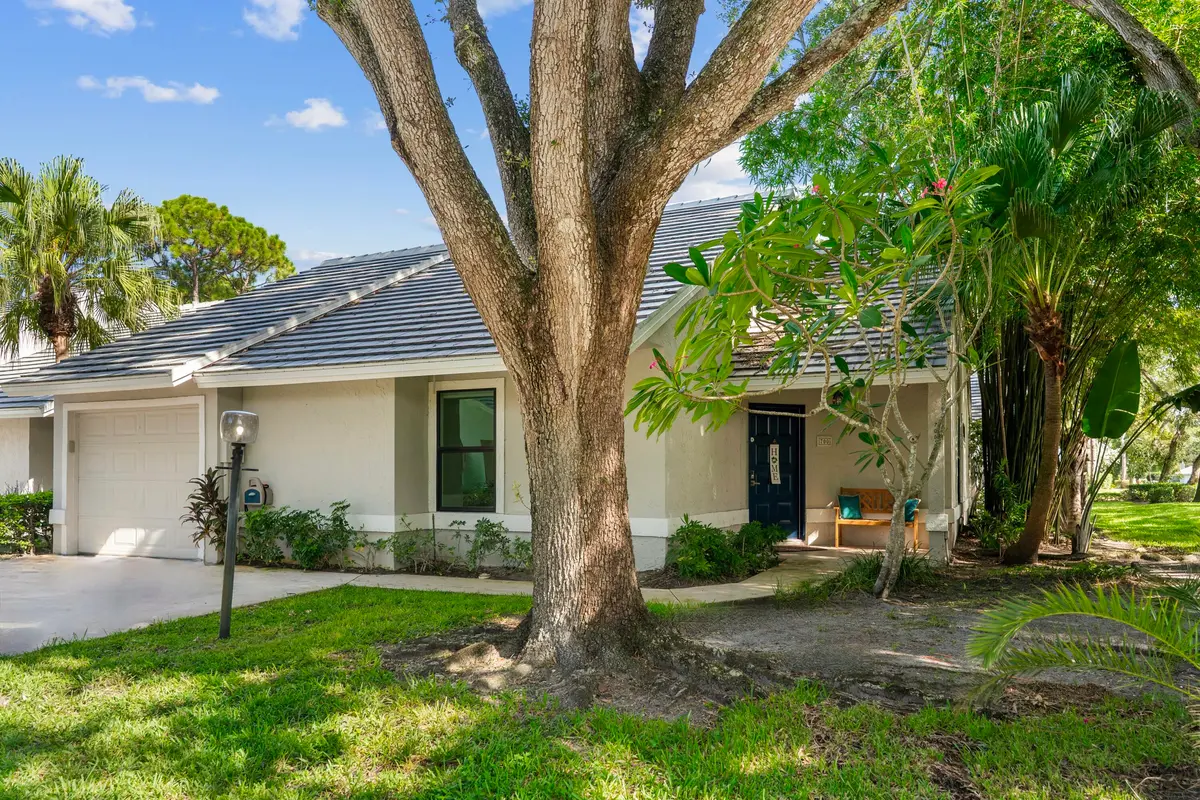 Front of Home at 700 Bannock Court, Palm Beach Gardens
