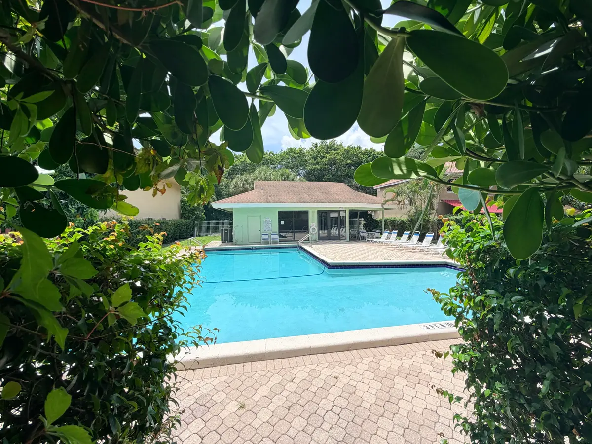 IMG_6335 at 61 NW 110TH Avenue, Plantation