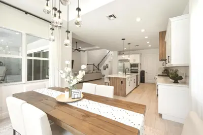 9264 CRESTVIEW Circle, Palm Beach Gardens – Single Family Residence for sale