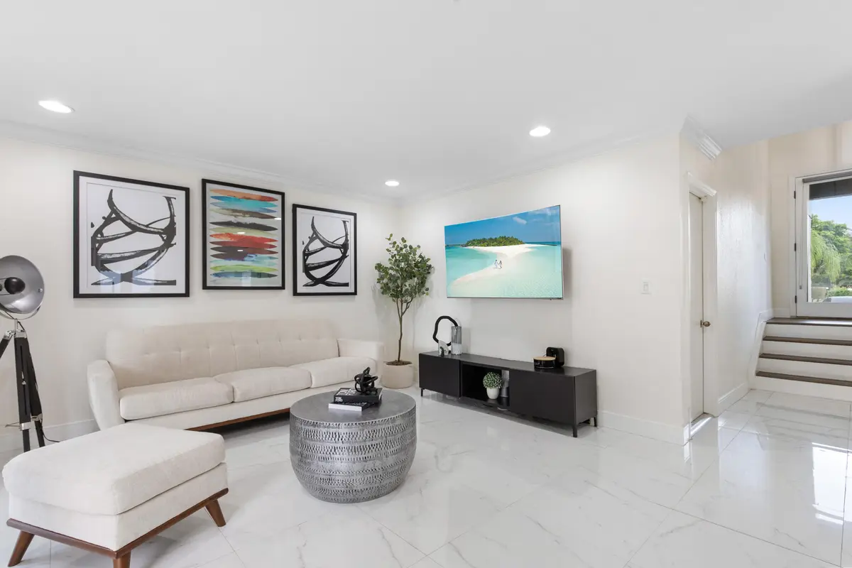 1I6A3611 at 5799 WOODLAND POINT Drive, Tamarac