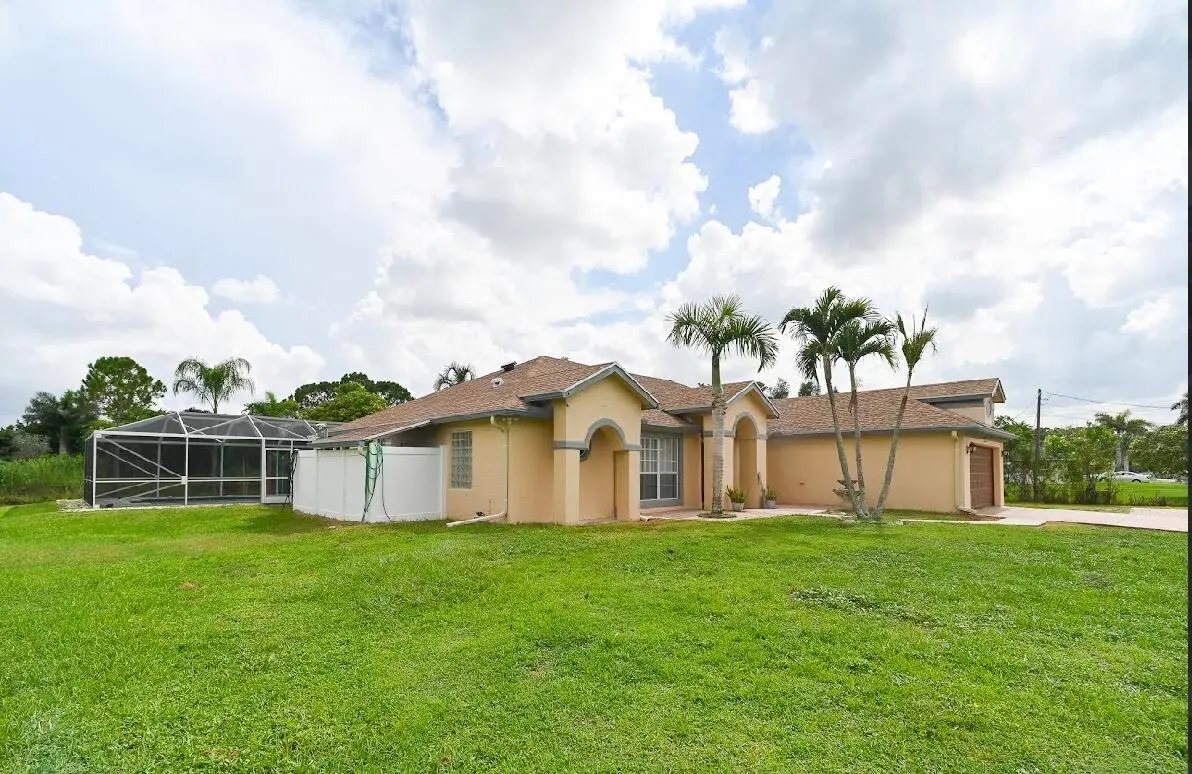 Home faces north at 14918 92nd Court, West Palm Beach