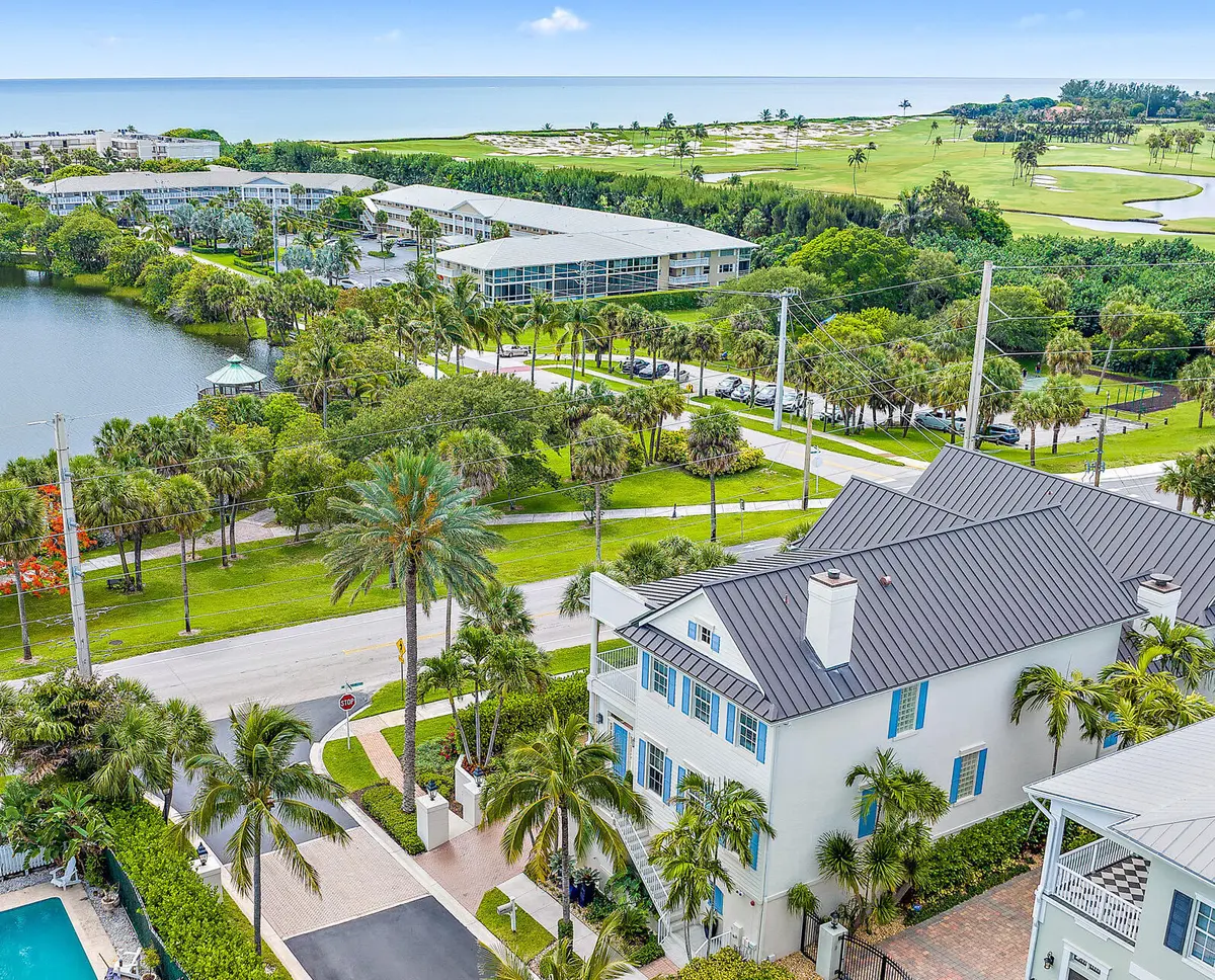 410 Old Towne-4 at 410 Old Towne Lane, Juno Beach