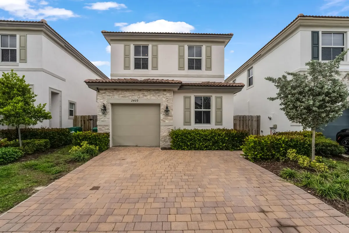 2409 NW 131ST Circle, Miami, FL – photo 1