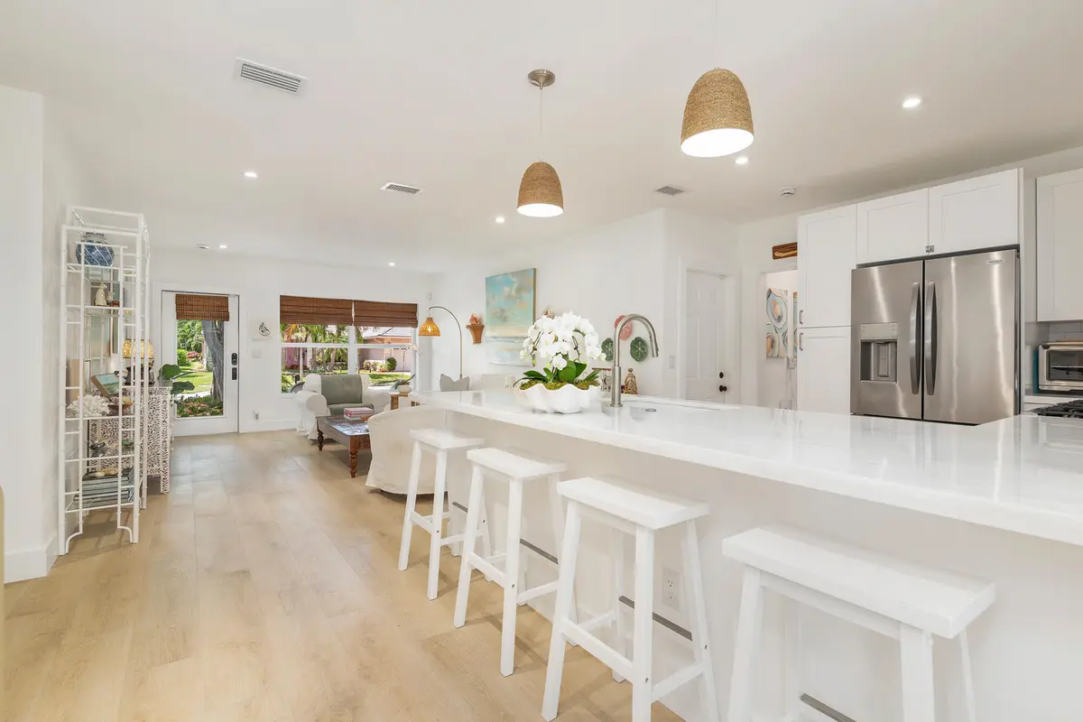 low-10 at 170 Wellesley Drive, Lake Worth Beach