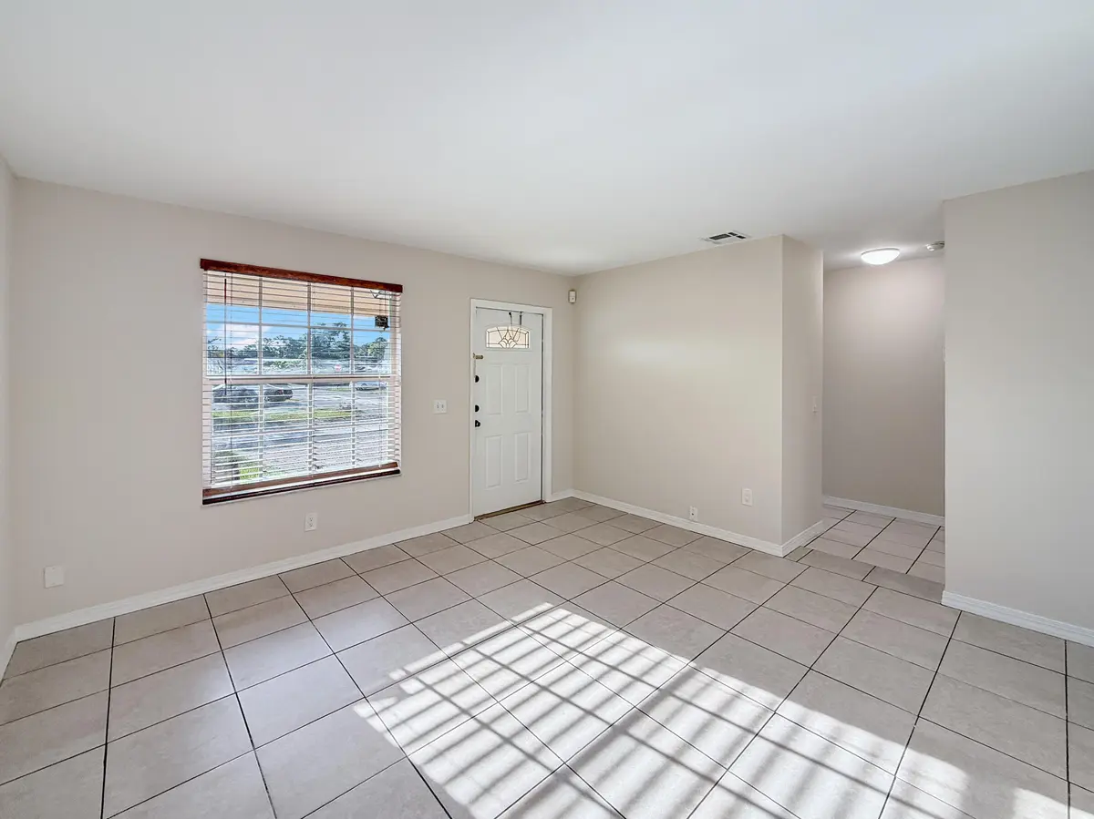04-Living Area at 5365 Cannon Way, West Palm Beach