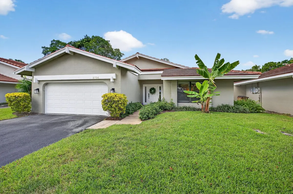 Yard maintenance included in rent. at 2754 Deer Creek Kelly Brooke Lane, Deerfield Beach