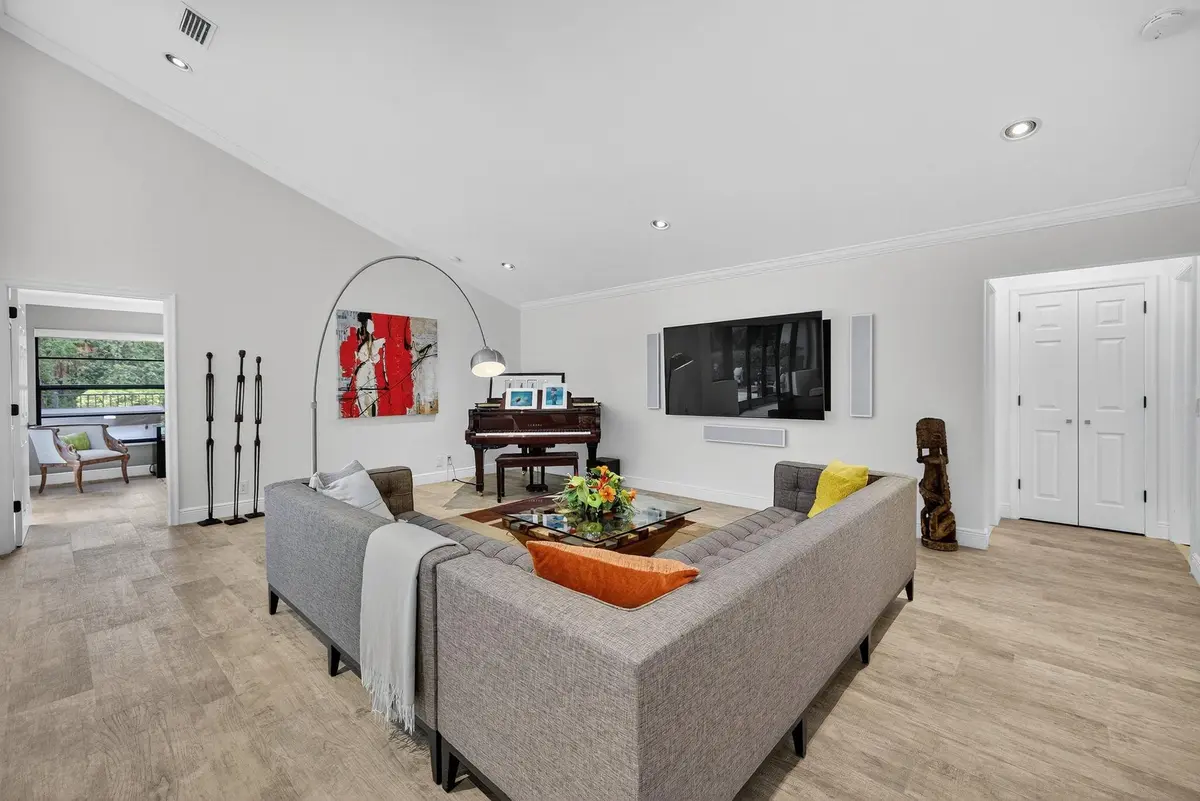 Surround sound entertainment center. at 2754 Deer Creek Kelly Brooke Lane, Deerfield Beach