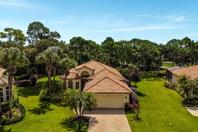 7726 Greenbrier Circle, Port St. Lucie – sold