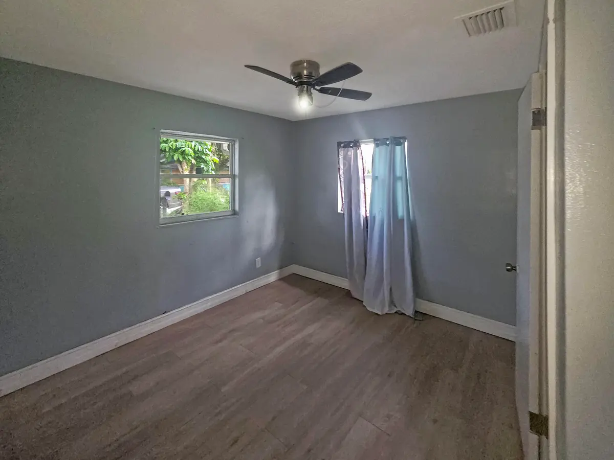 20260616_163922 at 715 N 10TH Street, Fort Pierce
