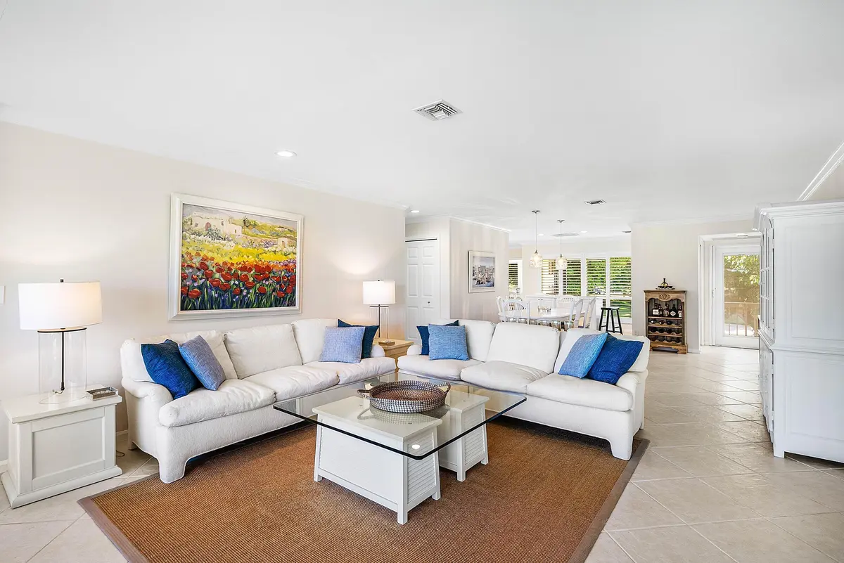 Interior living area at 3641 Quail Ridge Drive Bobwhite A, Boynton Beach