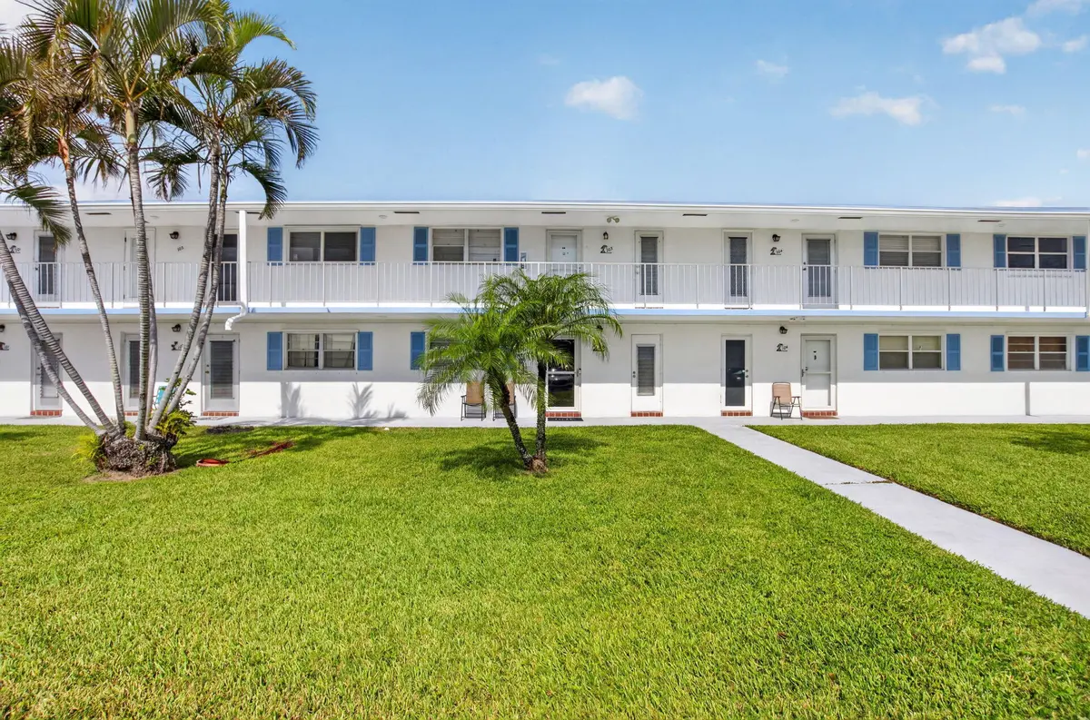 Front of Structure at 1115 LAKE Terrace 103, Boynton Beach