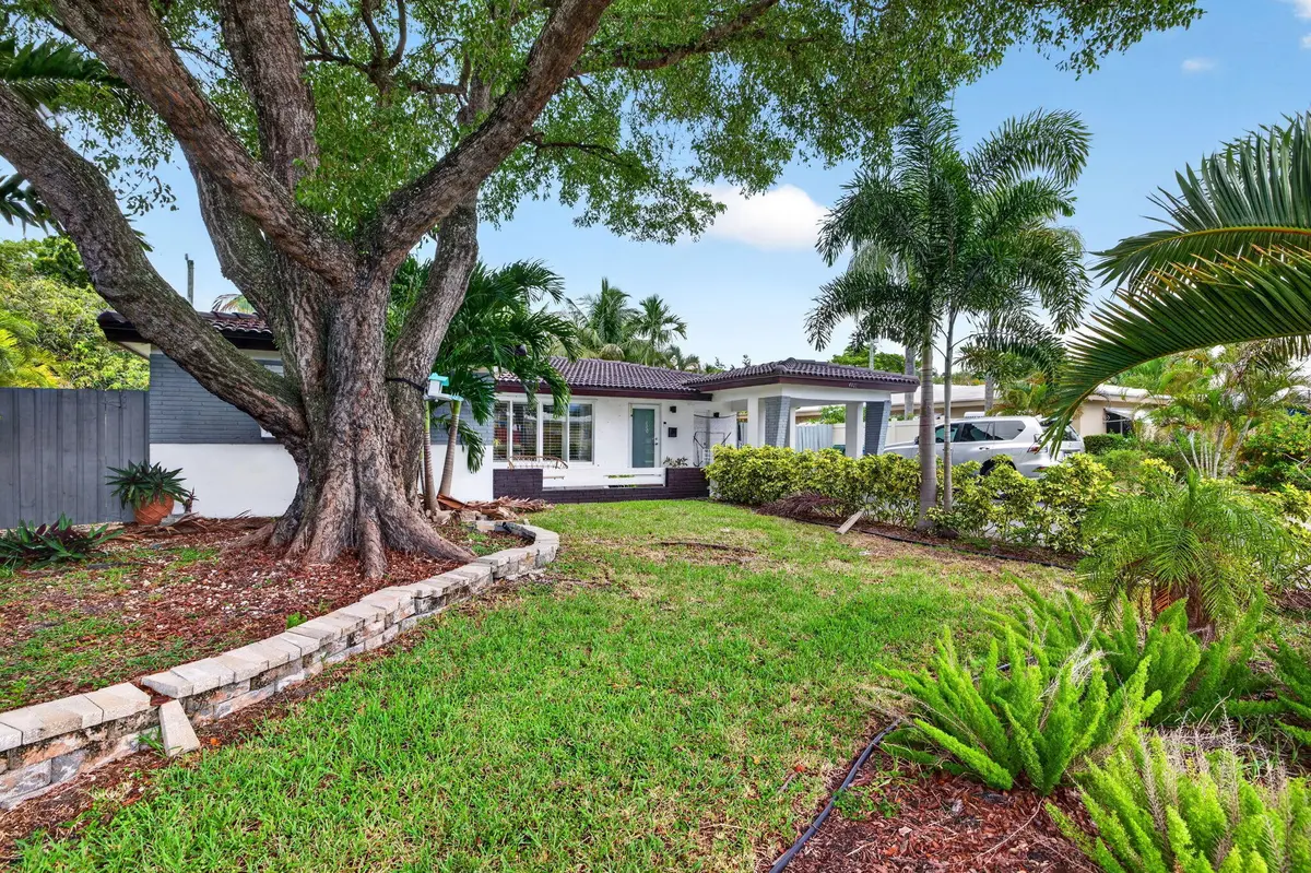 1-web-or-mls-699A1967 at 4031 NE 15TH Avenue, Oakland Park