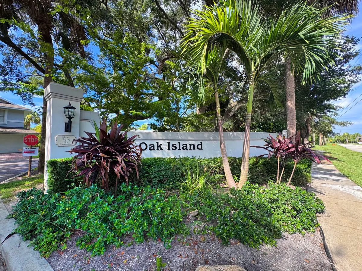 FrontEntry.Sign at 7340 35th Court, Vero Beach