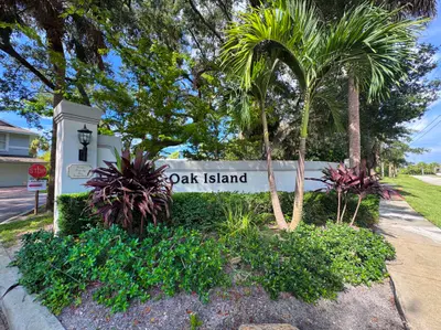 7340 35th Court, Vero Beach – Single Family Residence for sale