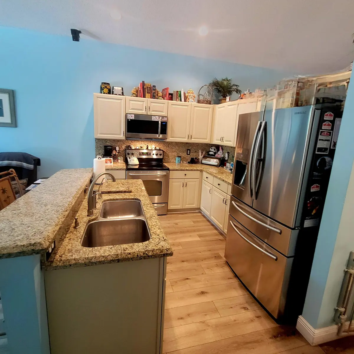 OPEN KITCHEN at 8294 Bermuda Sound Way, Boynton Beach
