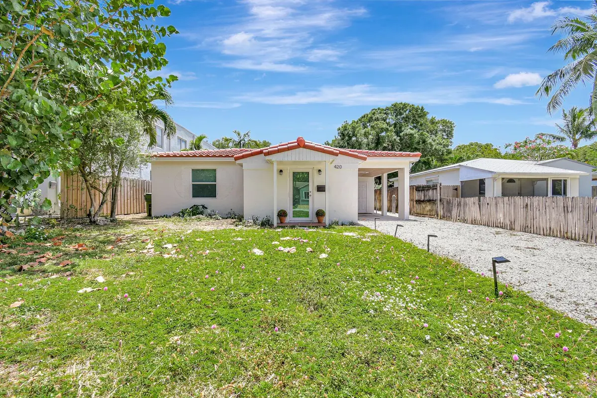 15-web-or-mls-DSC_4703 at 420 SW 13TH Street, Fort Lauderdale